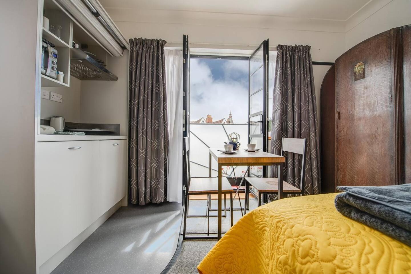 Ferryman Apartments By Places To Be Portsmouth Exterior foto