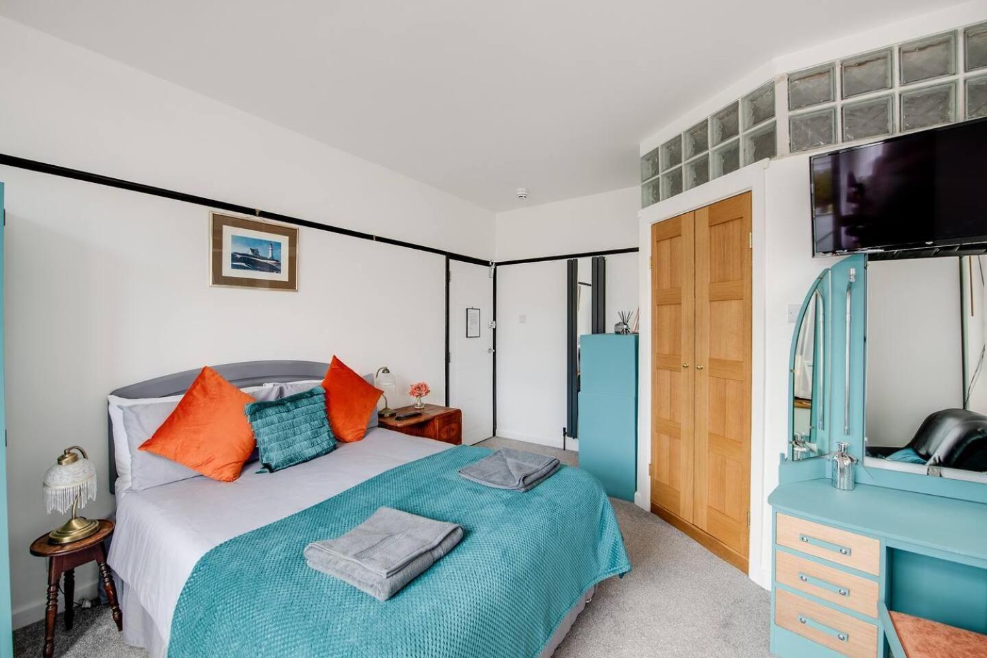 Ferryman Apartments By Places To Be Portsmouth Exterior foto